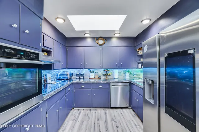 $392,777 | 124 Shawnee Drive, Pocono Lake, PA 18347