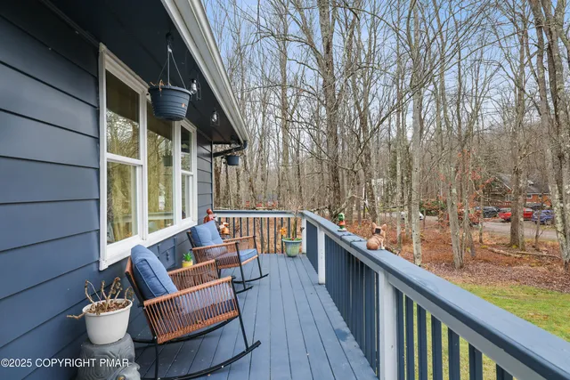 $392,777 | 124 Shawnee Drive, Pocono Lake, PA 18347