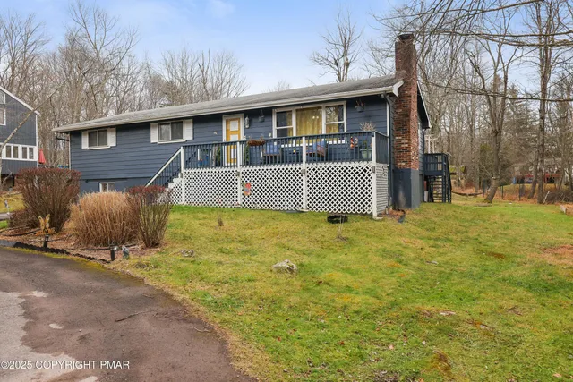 $392,777 | 124 Shawnee Drive, Pocono Lake, PA 18347