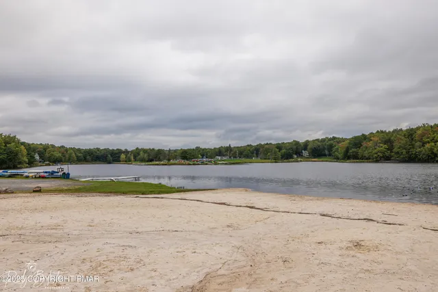 $392,777 | 124 Shawnee Drive, Pocono Lake, PA 18347