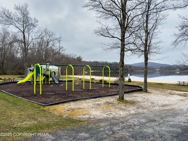 $392,777 | 124 Shawnee Drive, Pocono Lake, PA 18347