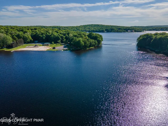 $392,777 | 124 Shawnee Drive, Pocono Lake, PA 18347