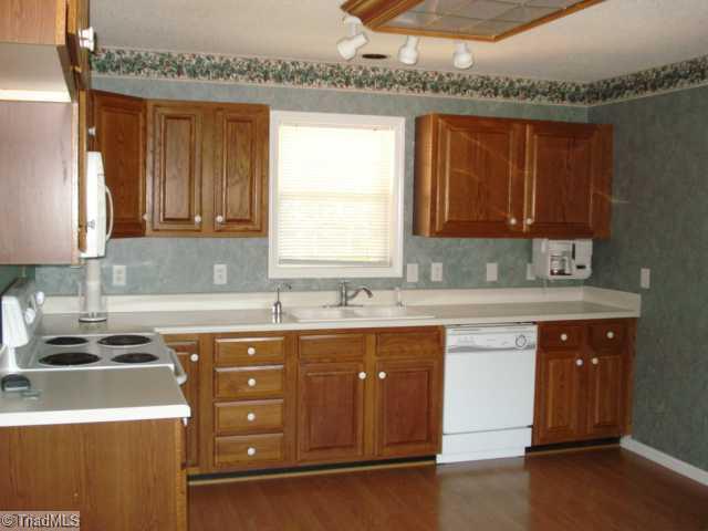 8996 Pepper Ridge Court Oak Ridge, NC 27310 - Photo 6 of 16 Kitchen.