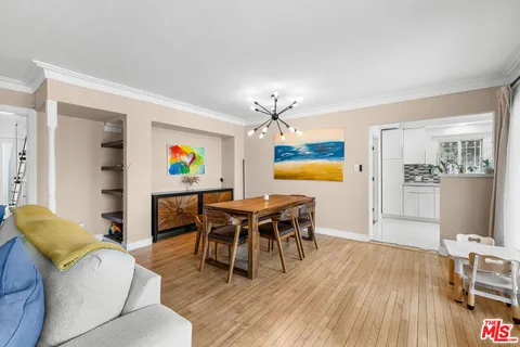 $1,378,000 | 9717 South 4th Avenue, Inglewood, CA 90305