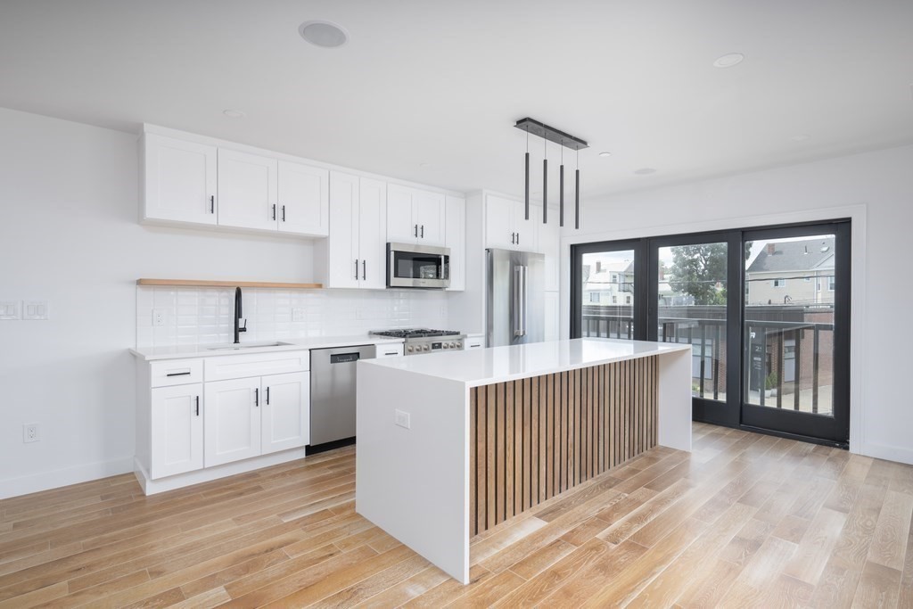 252 Main Street, Unit 203 Medford, MA 02155 - Photo 3 of 13