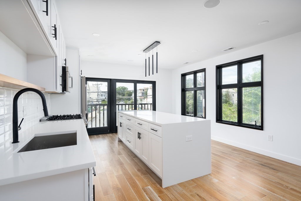 252 Main Street, Unit 203 Medford, MA 02155 - Photo 5 of 13