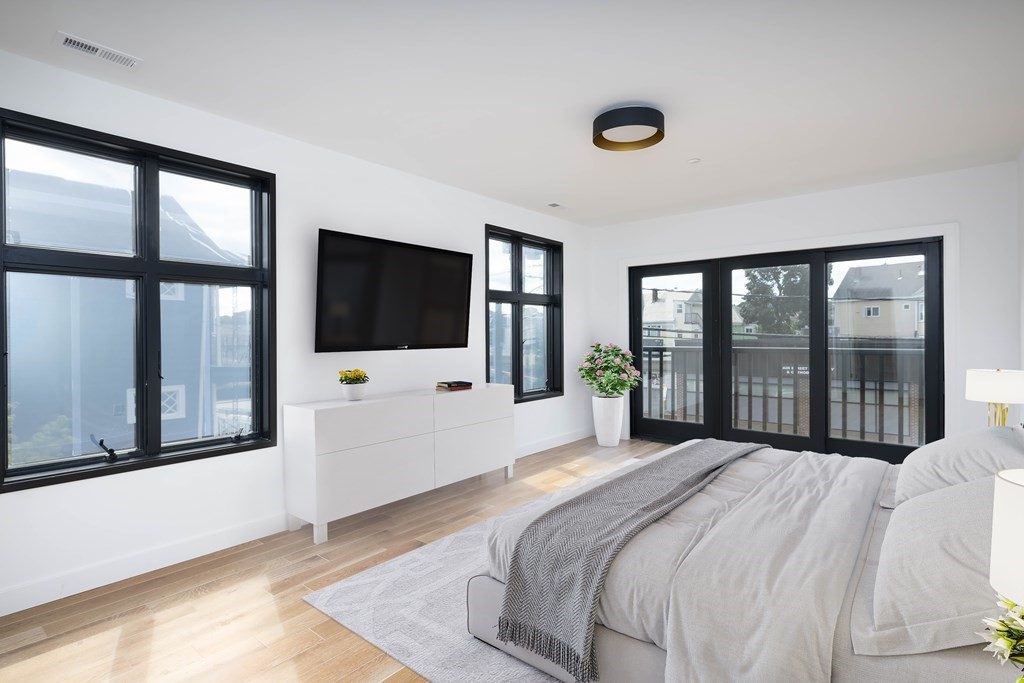 252 Main Street, Unit 203 Medford, MA 02155 - Photo 8 of 13