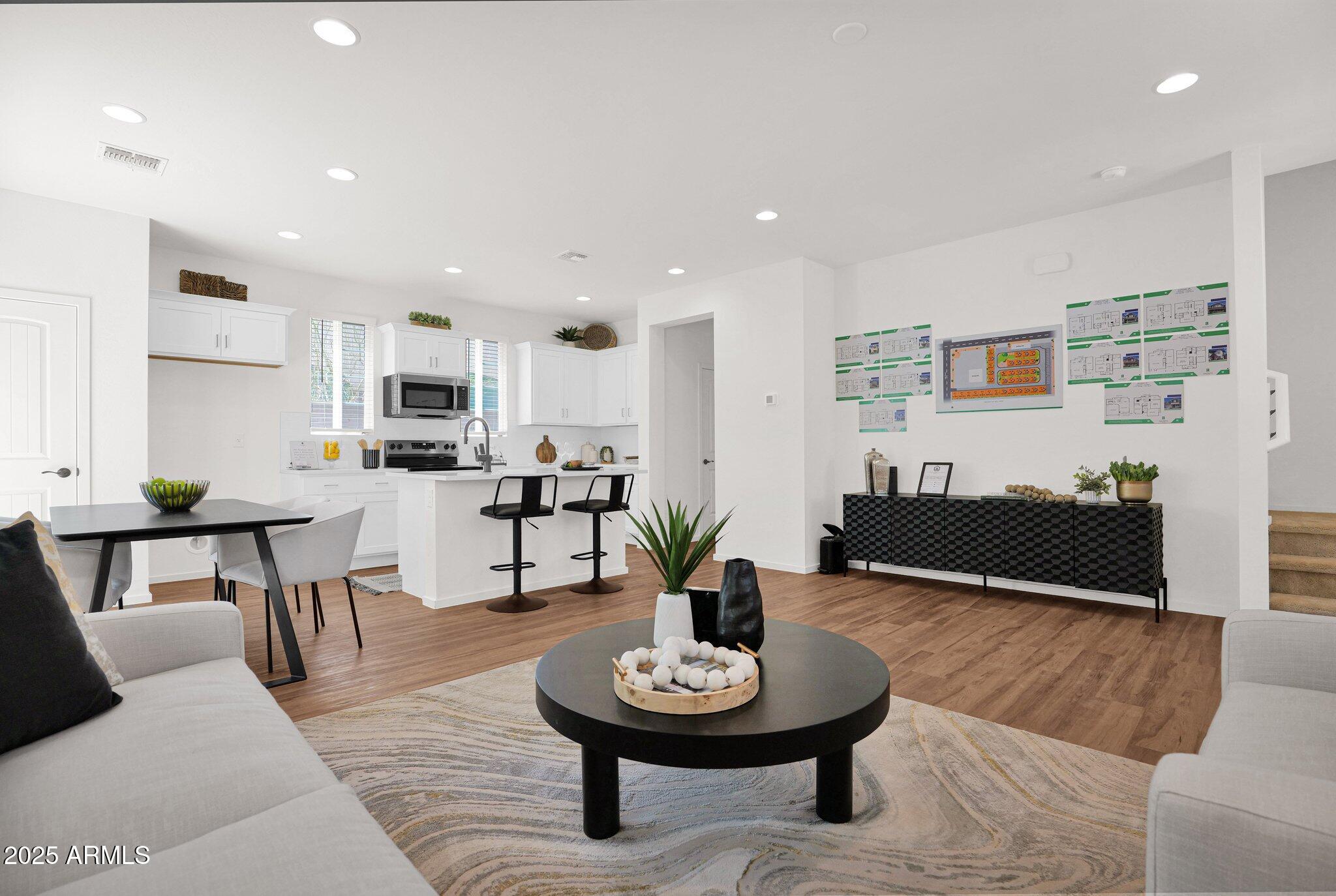 16875 North 12th Street, Unit 20 Phoenix, AZ 85022 - Photo 7 of 17 Open Living Space