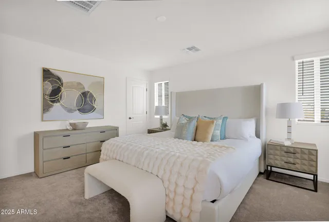 $484,396 | 16875 North 12th Street, Unit 20, Phoenix, AZ 85022