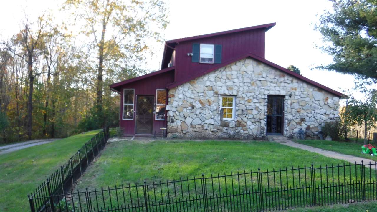 2264 Pottersville Road Spencer, IN 47460 - Photo 2 of 24