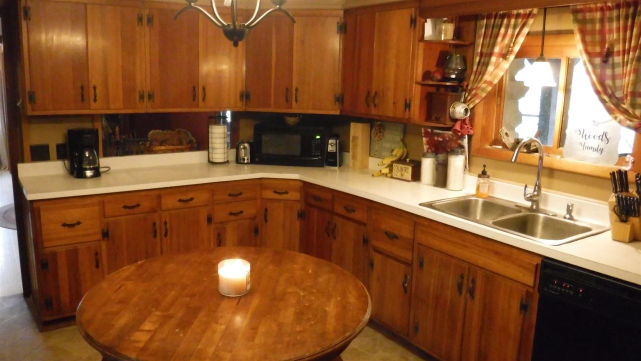 2264 Pottersville Road Spencer, IN 47460 - Photo 4 of 24