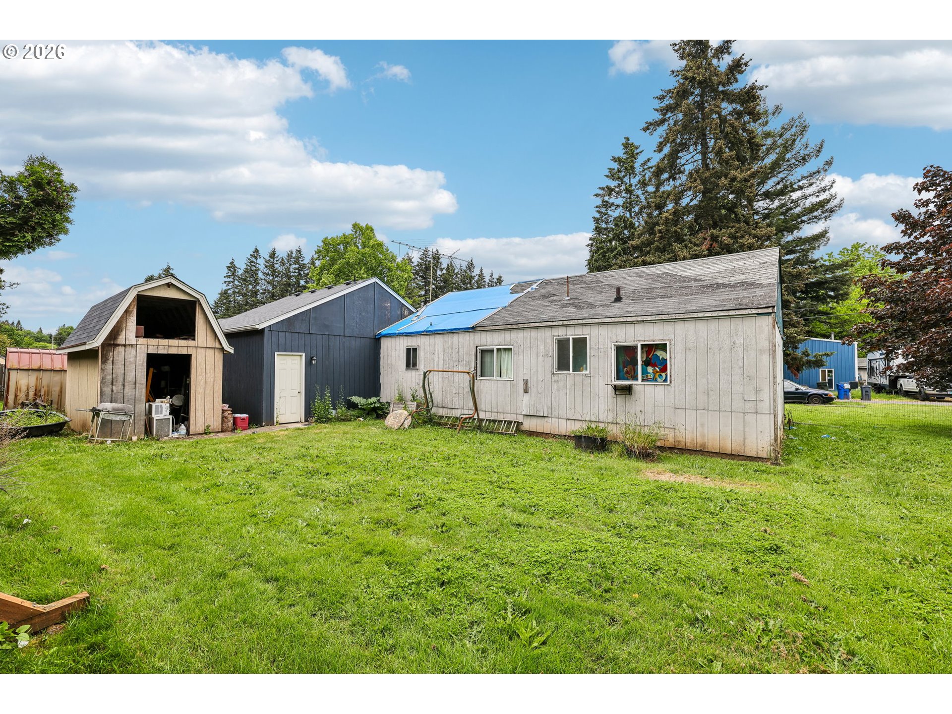 226 Mize Road Southeast Salem, OR 97302 - Photo 23 of 27 a house view with a garden space