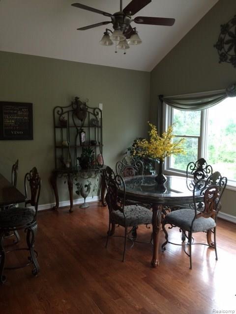 5209 Walker Road Davison, MI 48423 - Photo 24 of 68 dinning area with fan & cathedral ceiling