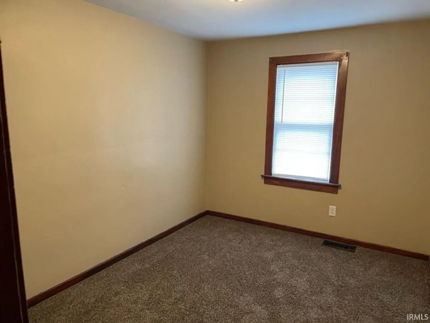 4816 Monroe Street Fort Wayne, IN 46806 - Photo 8 of 11