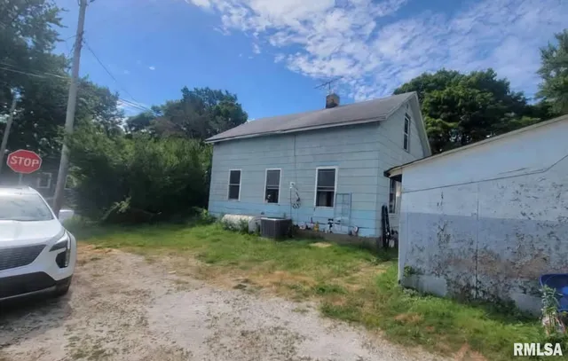 $29,900 | 2409 South Hanna City Glasford Road, Hanna City, IL 61536