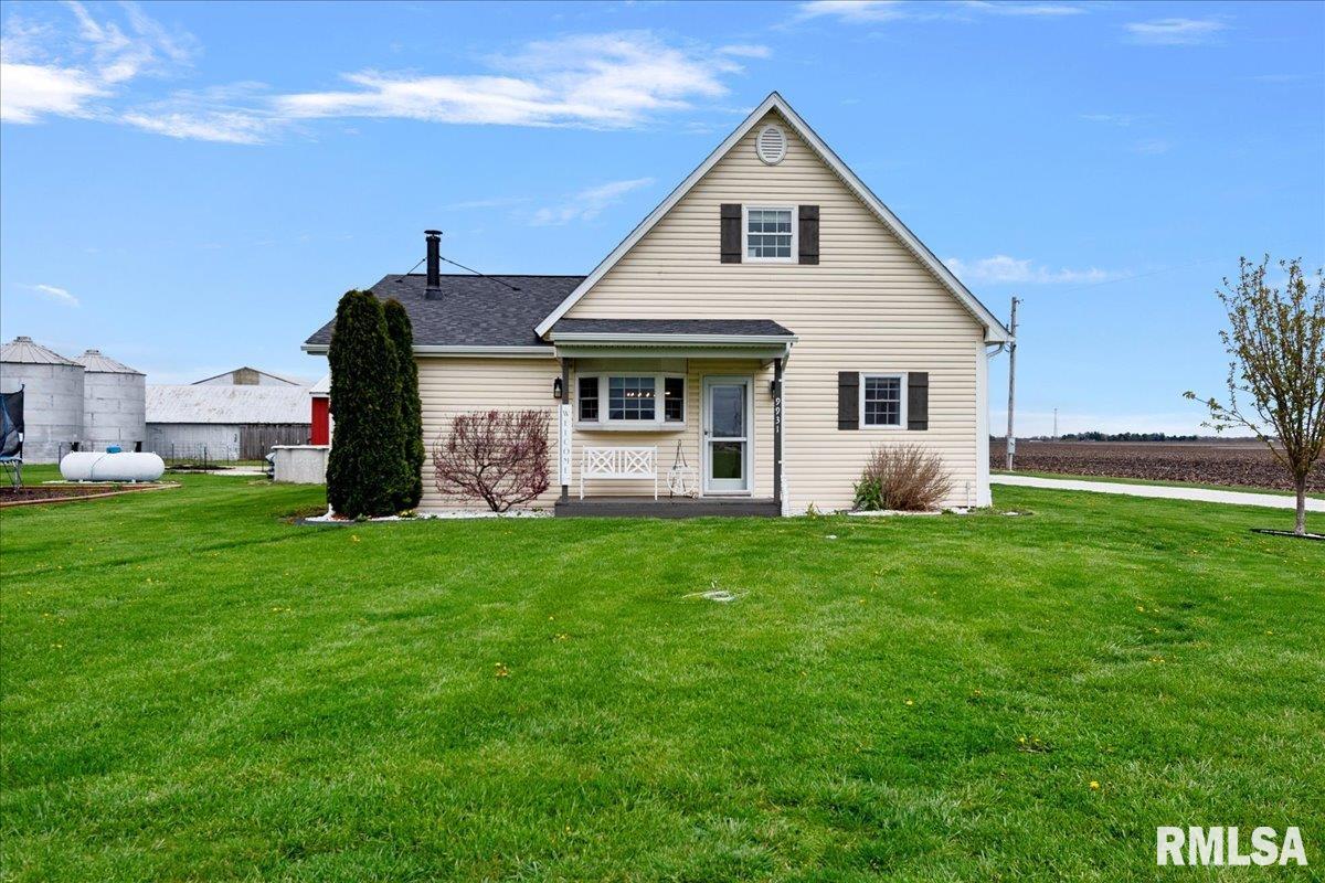 9931 Irish Road Loami, IL 62661 - Photo 1 of 68