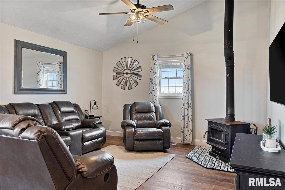 9931 Irish Road Loami, IL 62661 - Photo 12 of 68