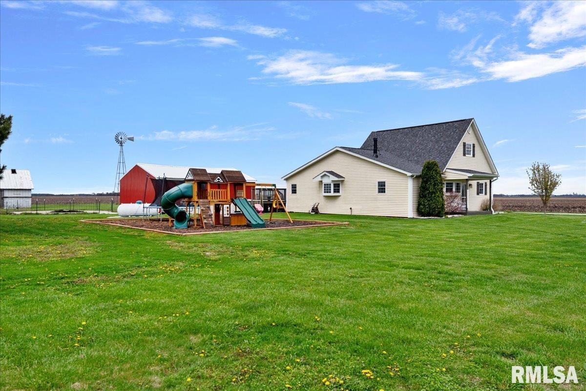 9931 Irish Road Loami, IL 62661 - Photo 3 of 68