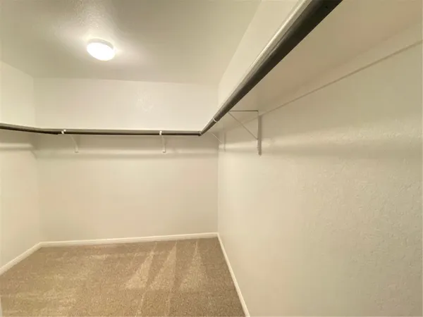 $1,950 | 321 Old Glory Trail, Liberty Hill, TX 78642