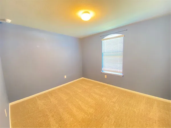 $1,950 | 321 Old Glory Trail, Liberty Hill, TX 78642