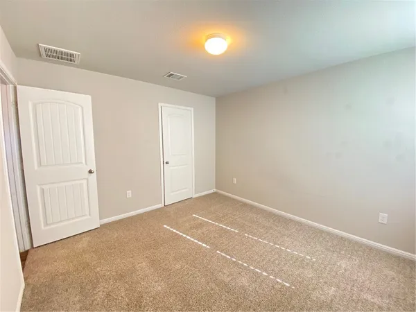 $1,950 | 321 Old Glory Trail, Liberty Hill, TX 78642