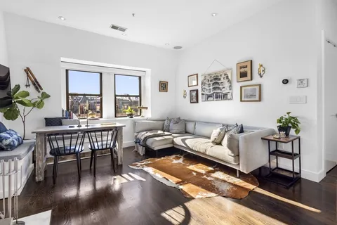 $689,500 | 555 Columbus Avenue, Unit 6, Boston, MA 02118