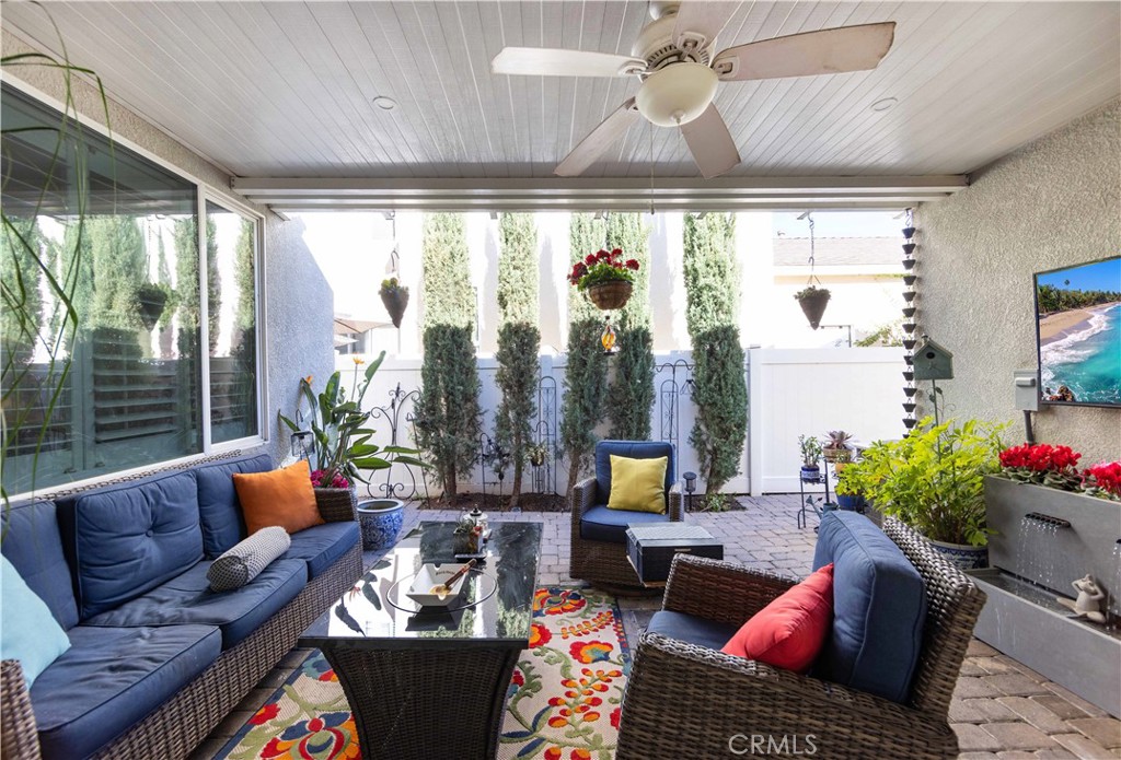40232 Pasadena Drive Temecula, CA 92591 - Photo 22 of 44 a living room with furniture and a large window
