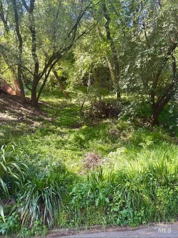 $345,000 | 67 Tamalpias Avenue, Fairfax, CA 94930