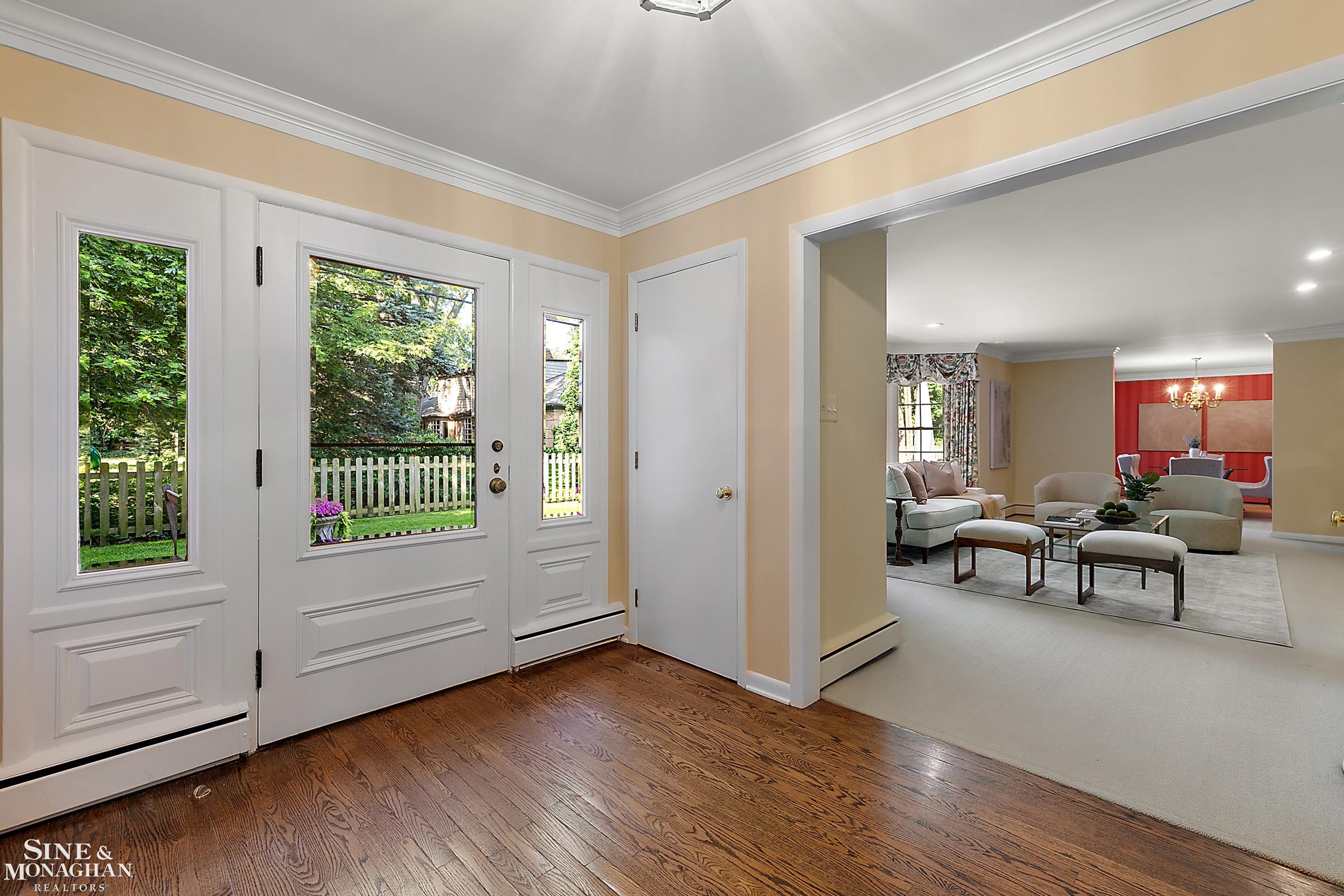 39 Harbor Hill Road Grosse Pointe Farms, MI 48236 - Photo 4 of 46 Gallery Image 4