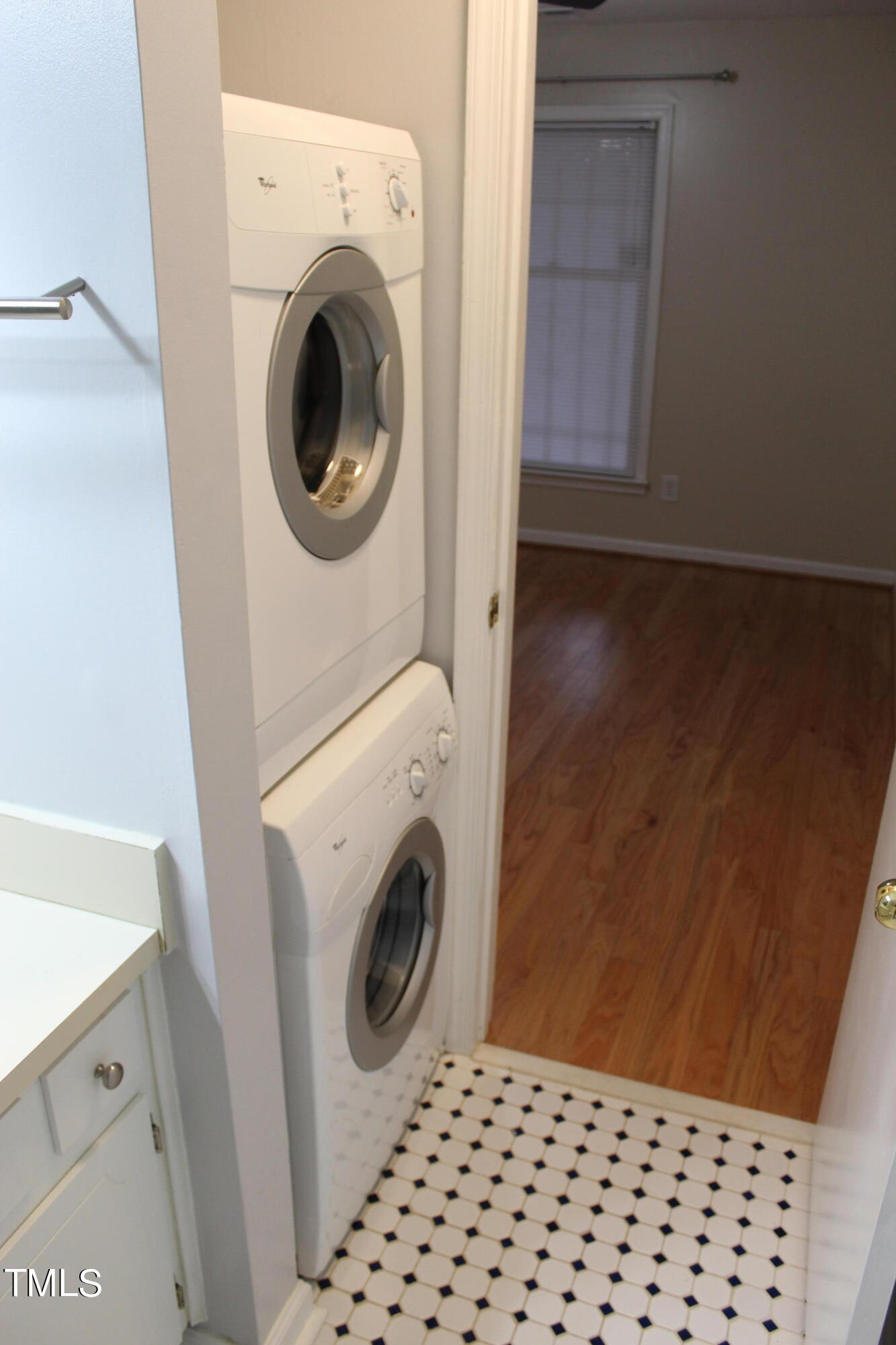 3203 Mill Run, Unit 168 Raleigh, NC 27612 - Photo 42 of 56 a utility room with dryer and washer