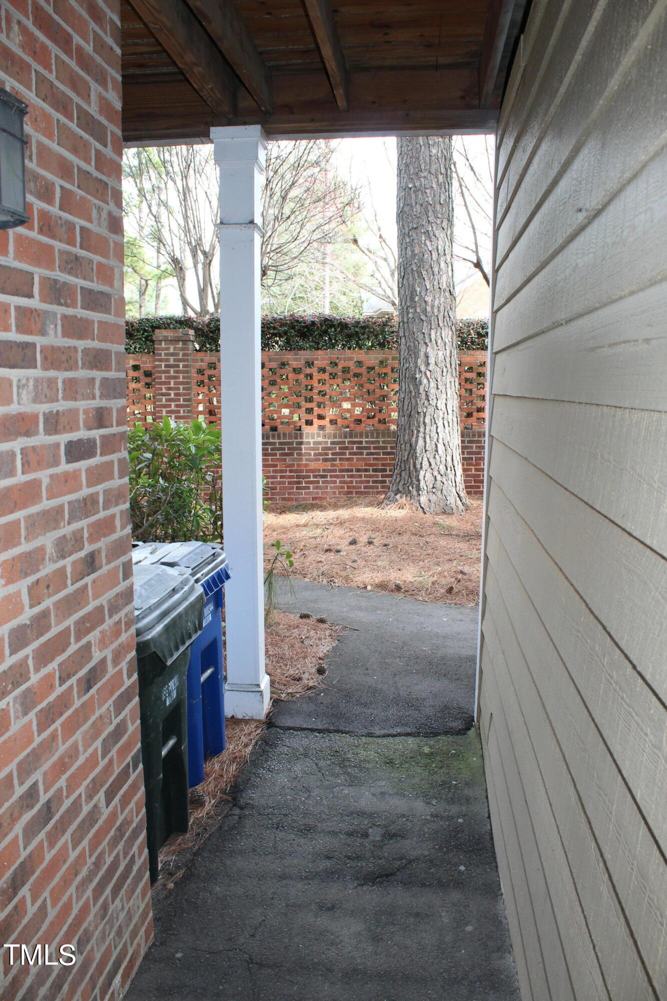 3203 Mill Run, Unit 168 Raleigh, NC 27612 - Photo 54 of 56 Front Door entry
