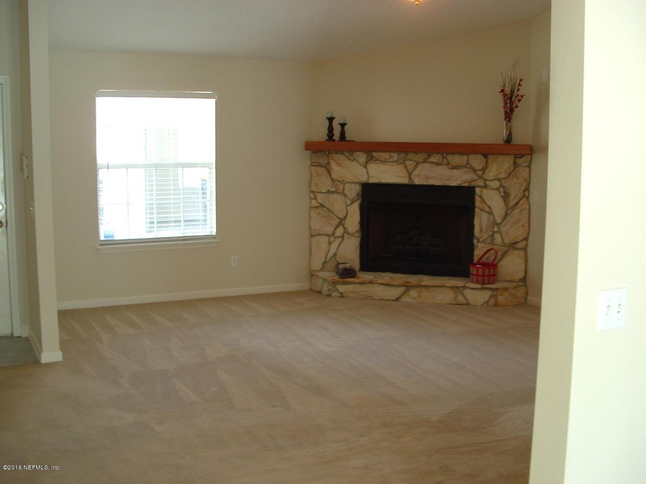 10512 Tulsa Road Jacksonville, FL 32218 - Photo 3 of 30 DSCF2228