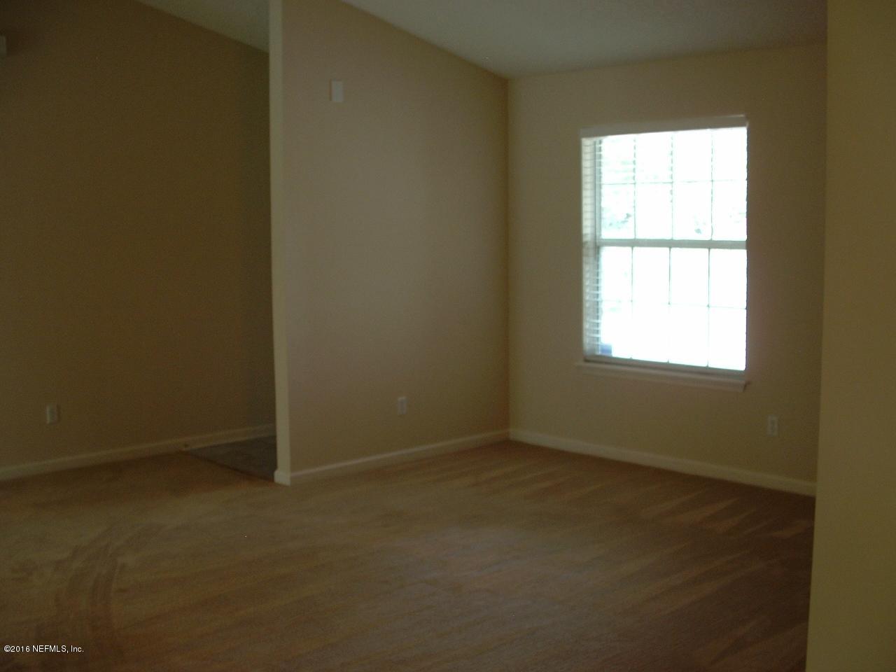 10512 Tulsa Road Jacksonville, FL 32218 - Photo 5 of 30 DSCF2249