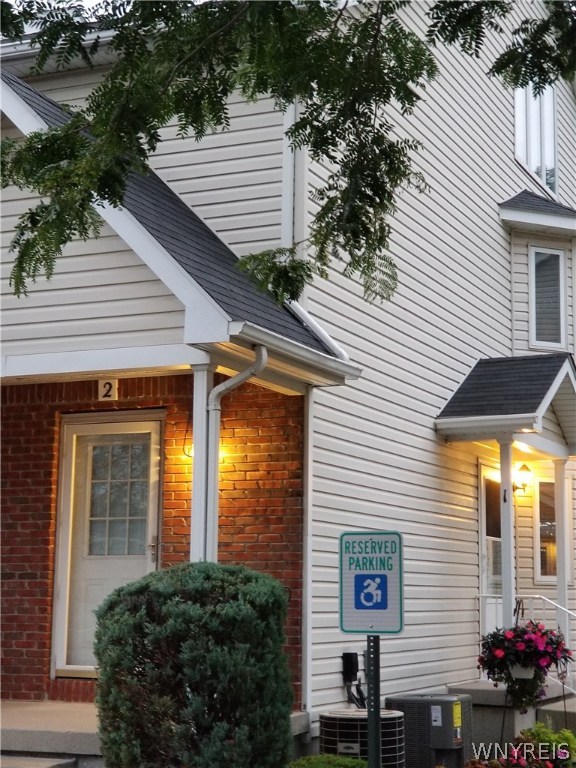 9 Keph Drive, Unit 2 Amherst, NY 14228 - Photo 2 of 12