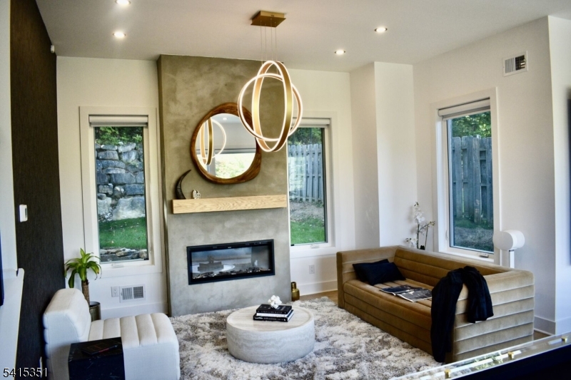301 Kingsland Road Landing, NJ 07850 - Photo 4 of 42