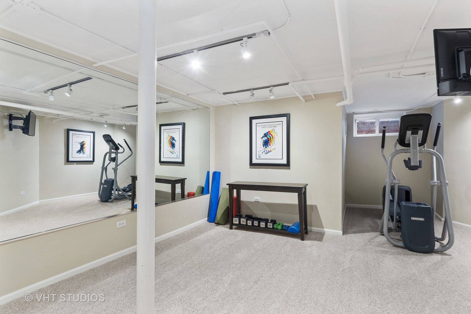 149 Pierce Road Highland Park, IL 60035 - Photo 25 of 36