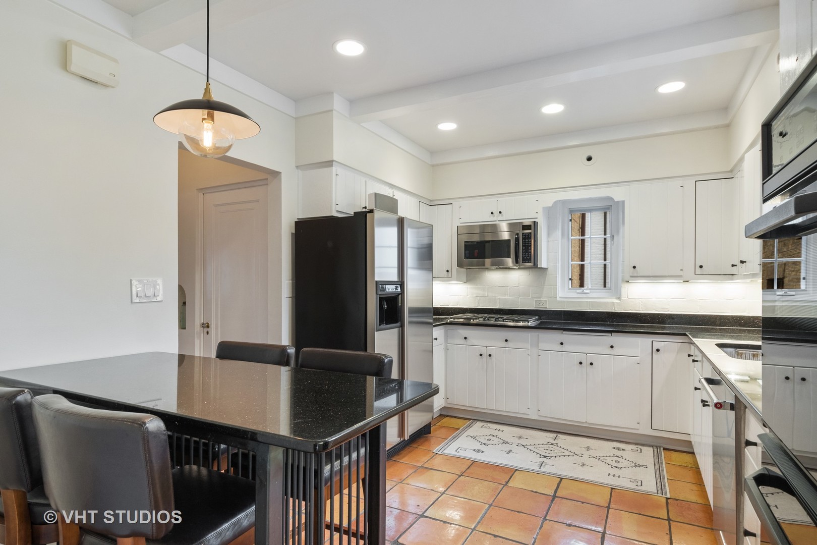 149 Pierce Road Highland Park, IL 60035 - Photo 8 of 36