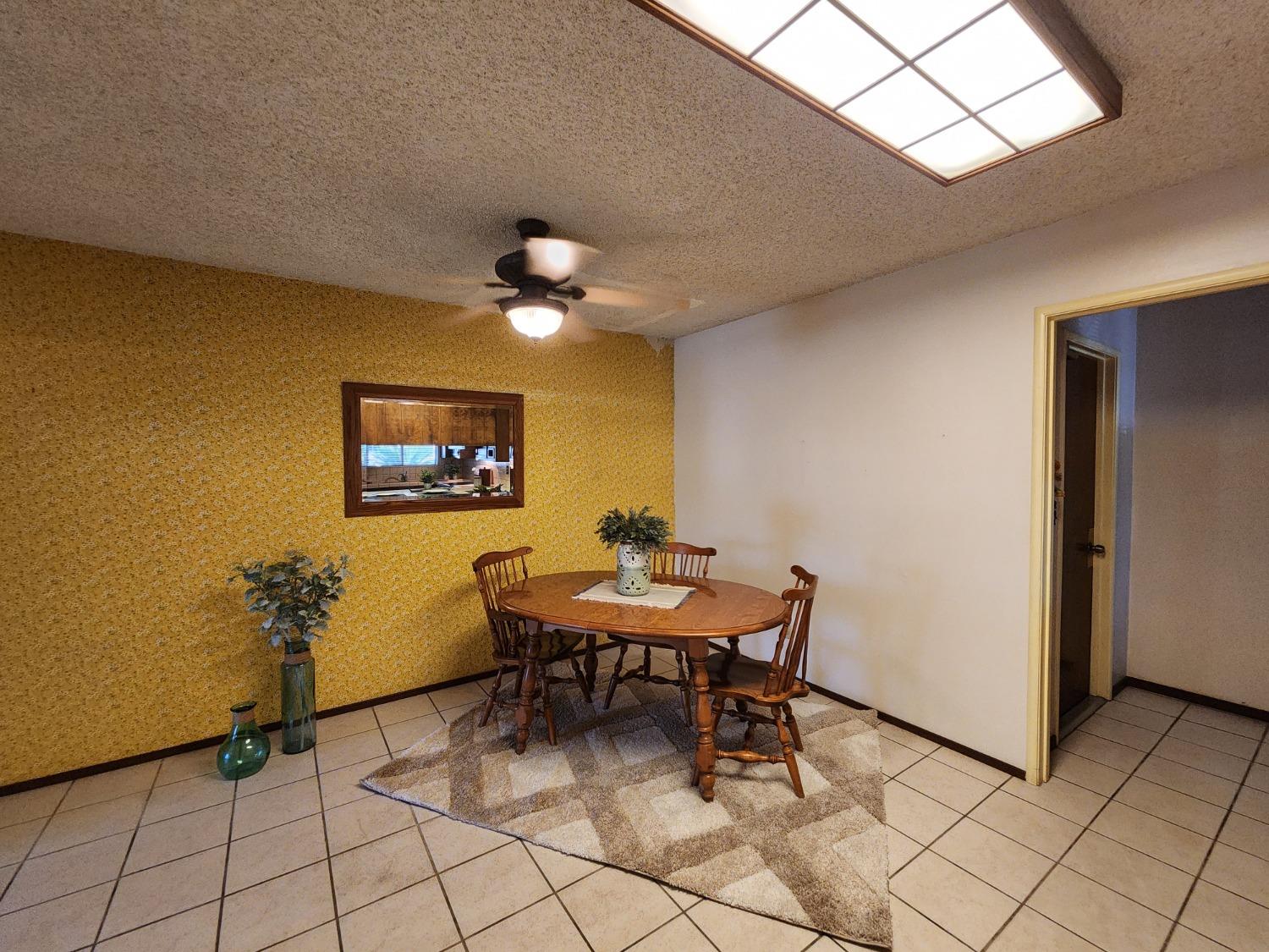 3653 Wright Street Selma, CA 93662 - Photo 19 of 41 a view of a workspace with furniture