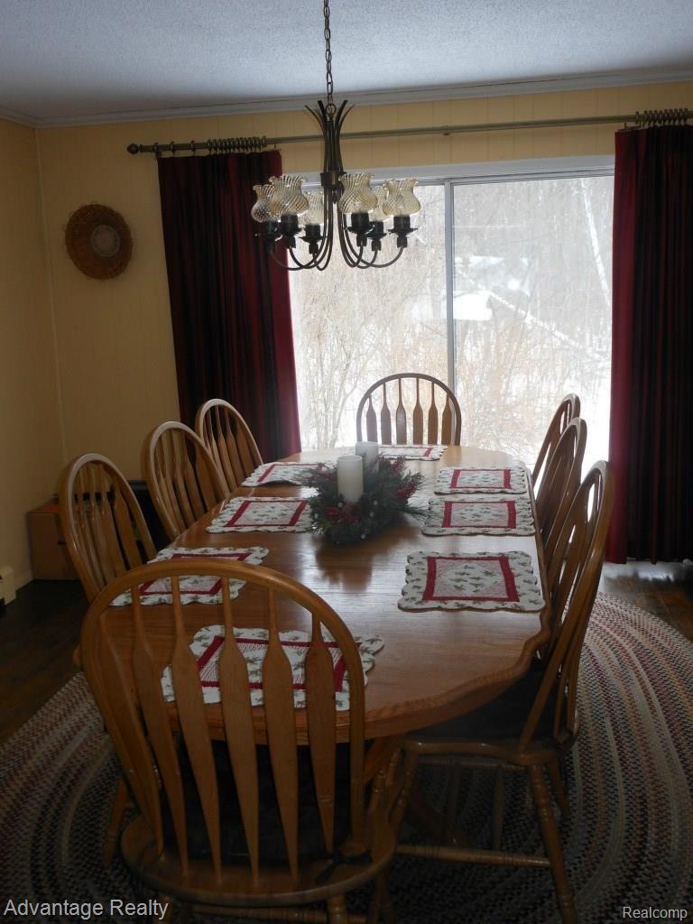 8615 Meskill Road Columbus, MI 48063 - Photo 6 of 19 Formal Dining Room