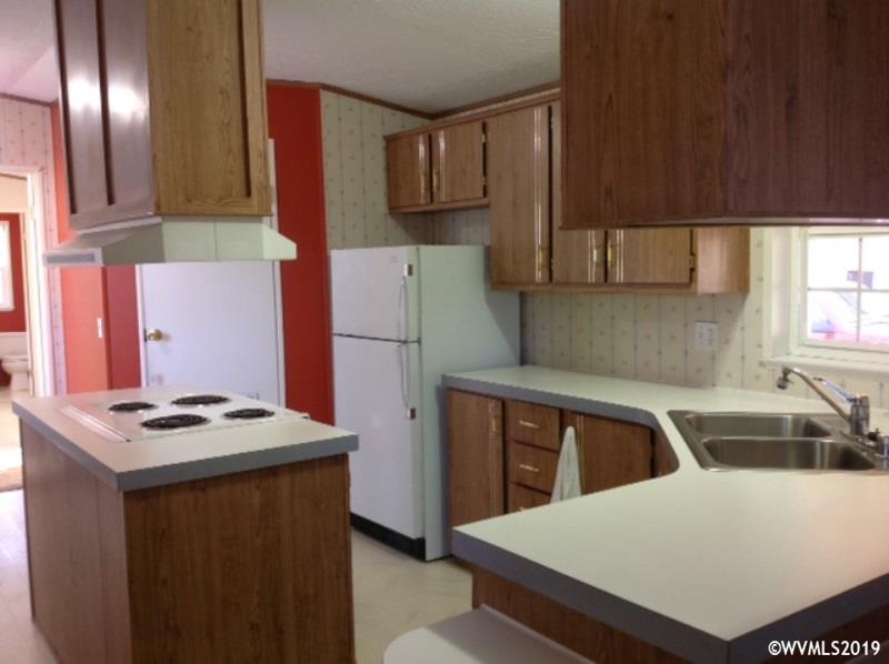 5554 Sunnyview Road Northeast, Unit 48 Salem, OR 97305 - Photo 15 of 35 Gallery Image 15