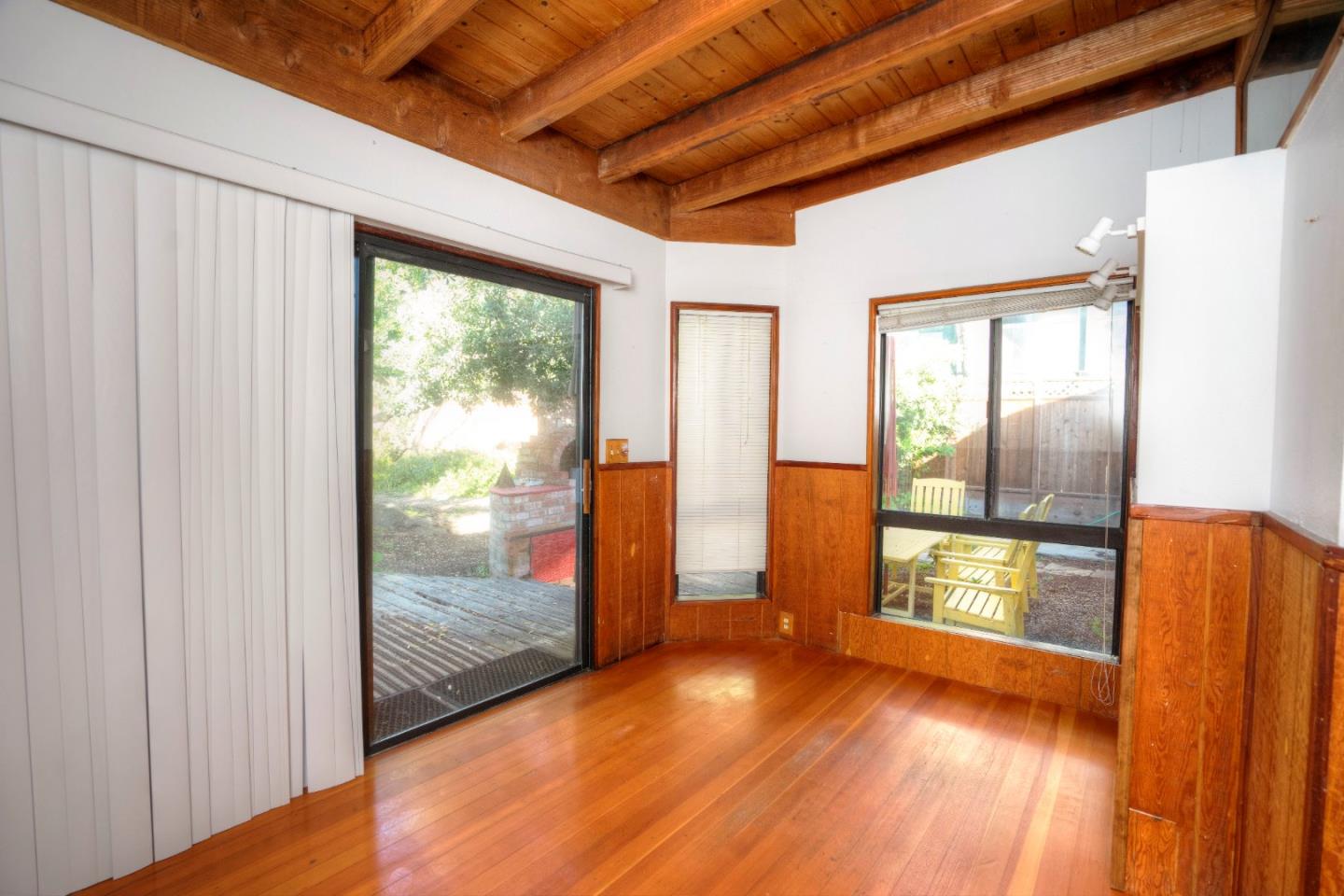 331 Mirada Road El Granada, CA 94019 - Photo 14 of 20 Gallery Image 14