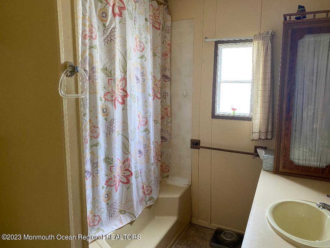 81 Shore Haven Road Hazlet, NJ 07730 - Photo 11 of 13 thumbnail (3)