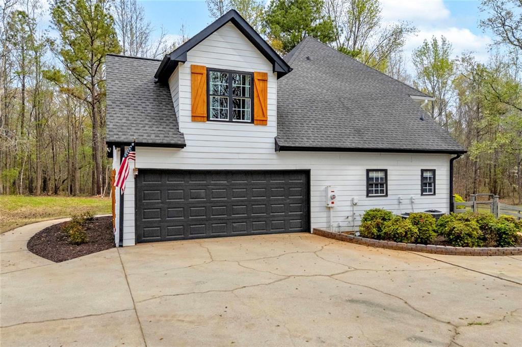 857 Cooper Road Social Circle, GA 30025 - Photo 4 of 93