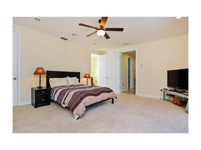 601 Southwest 10th Street, Unit 2 Fort Lauderdale, FL 33315 - Photo 12 of 21 Bedroom Master