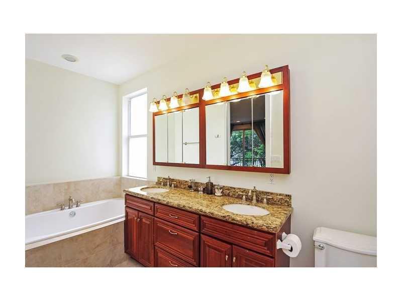 601 Southwest 10th Street, Unit 2 Fort Lauderdale, FL 33315 - Photo 14 of 21 Bathroom Master
