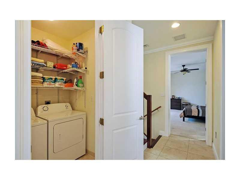 601 Southwest 10th Street, Unit 2 Fort Lauderdale, FL 33315 - Photo 17 of 21 Laundry Room