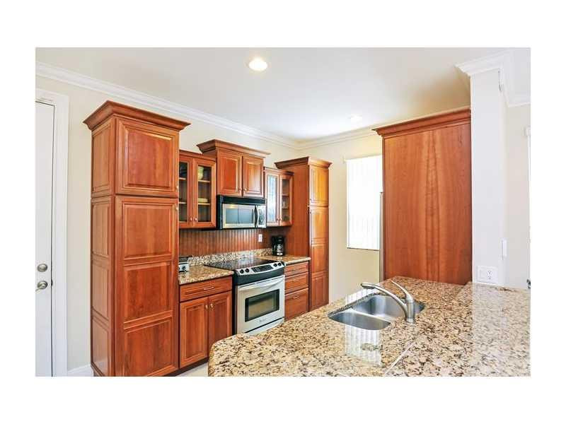 601 Southwest 10th Street, Unit 2 Fort Lauderdale, FL 33315 - Photo 10 of 21 Kitchen