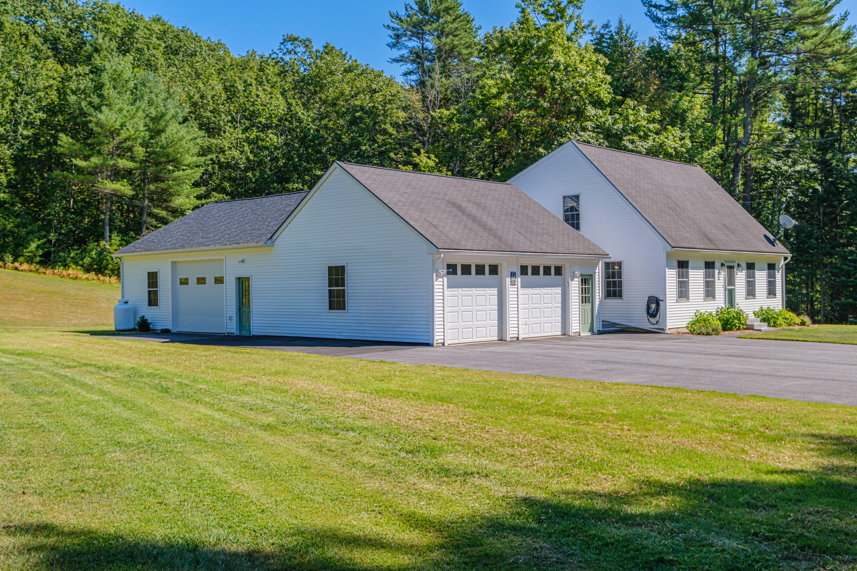 9 Mallards Way Windham, ME 04062 - Photo 2 of 60 20250903gp-63006