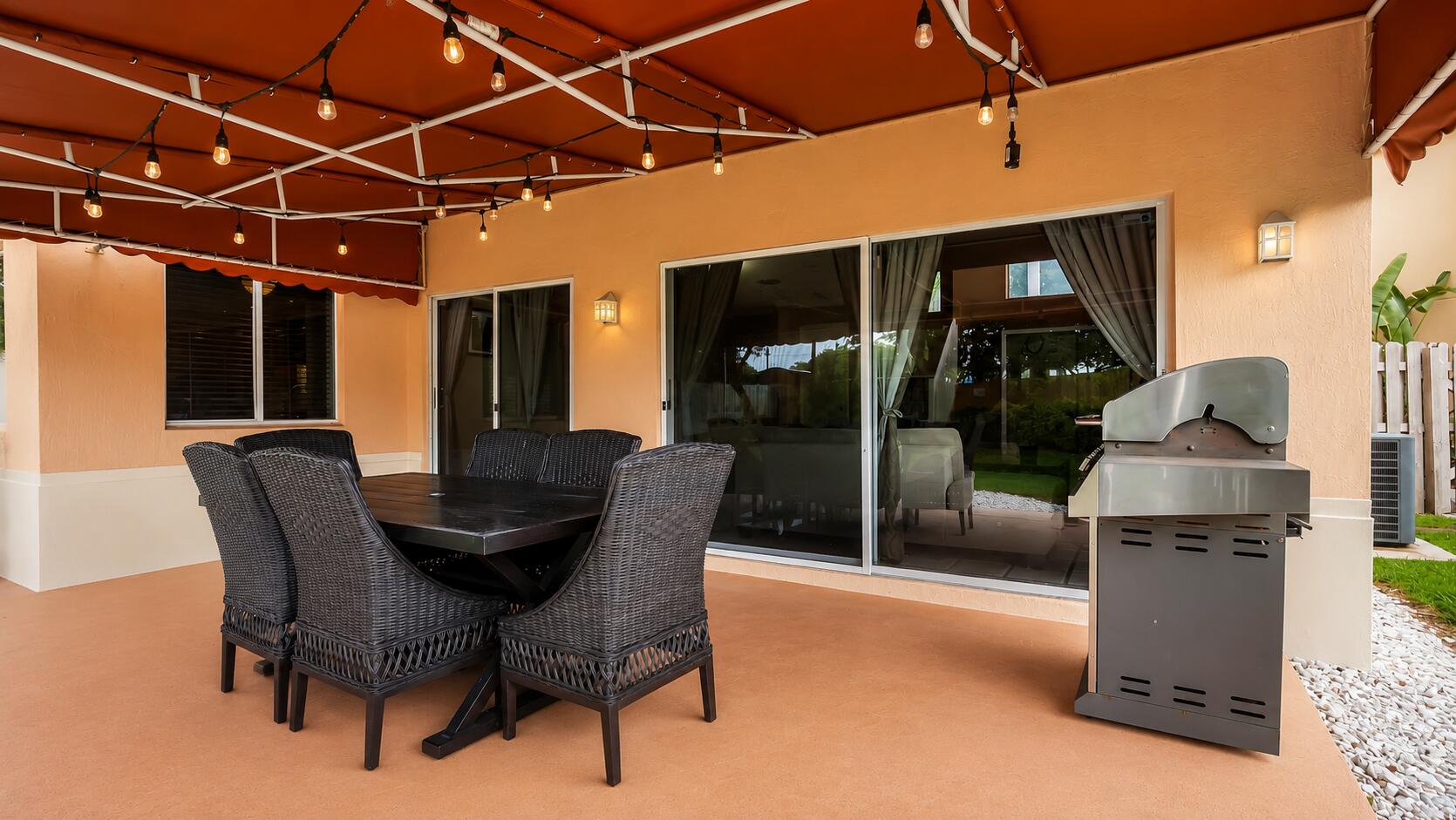2510 Rampart Way South Hollywood, FL 33026 - Photo 31 of 33 B0C498BE-4D2D-43EF-ADCD-7BDF8101B7A7