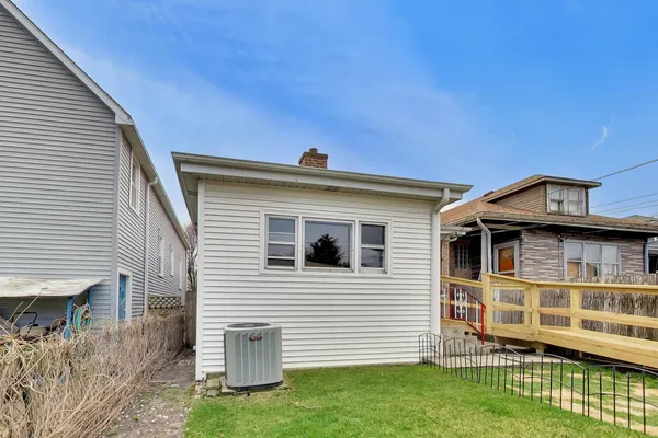 $420,000 | 5220 West Patterson Avenue, Chicago, IL 60641